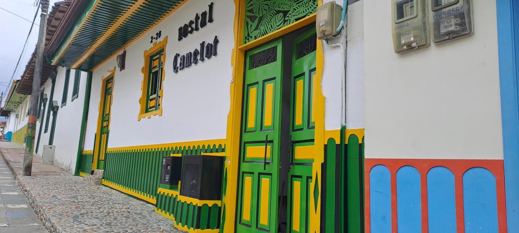 Hostel Camelot Salento Exterior foto